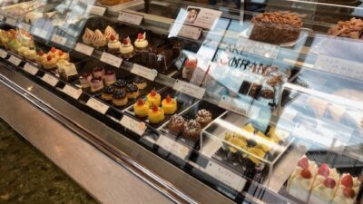 北坂戸の貴重なスイーツのお店「欧風菓子パーラー クランツ」を訪問しました～きたさか探究部～（2023年9月6日）