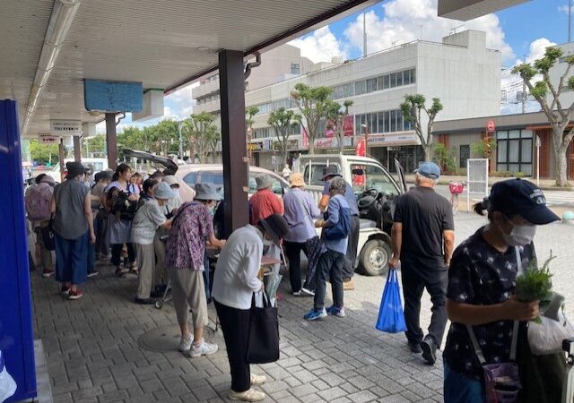 北坂戸駅前で採れたて新鮮な農産物や手づくり加工品が買える！ 北坂戸駅西口広場の「軽トラック市」に行ってきました（2023年9月12日）