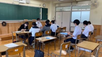 県立鳩山高校による鳩高祭×地域連携「♡（はーと）プロジェクト」本番後のふり返り（2023年9月26日）