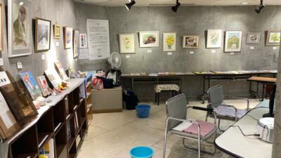 「つるがしまどこでもまちライブラリー@富士見市民センター」を見学しました　～　キタサカまちづくり部出張編　～（2025年8月28日）