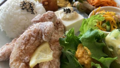COUCOUさんの「地元野菜満喫ランチ」を満喫！　～　キタサカまちづくり部　～（2025年10月3日）